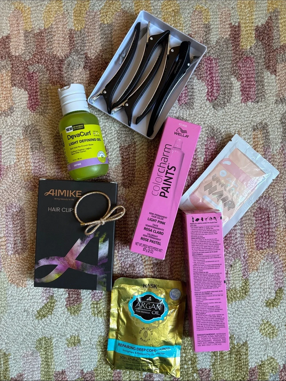 7- pc Hair bundle Colorcharm Paints Light Pink, Lime Crime Unicorn Hair Bunny ++